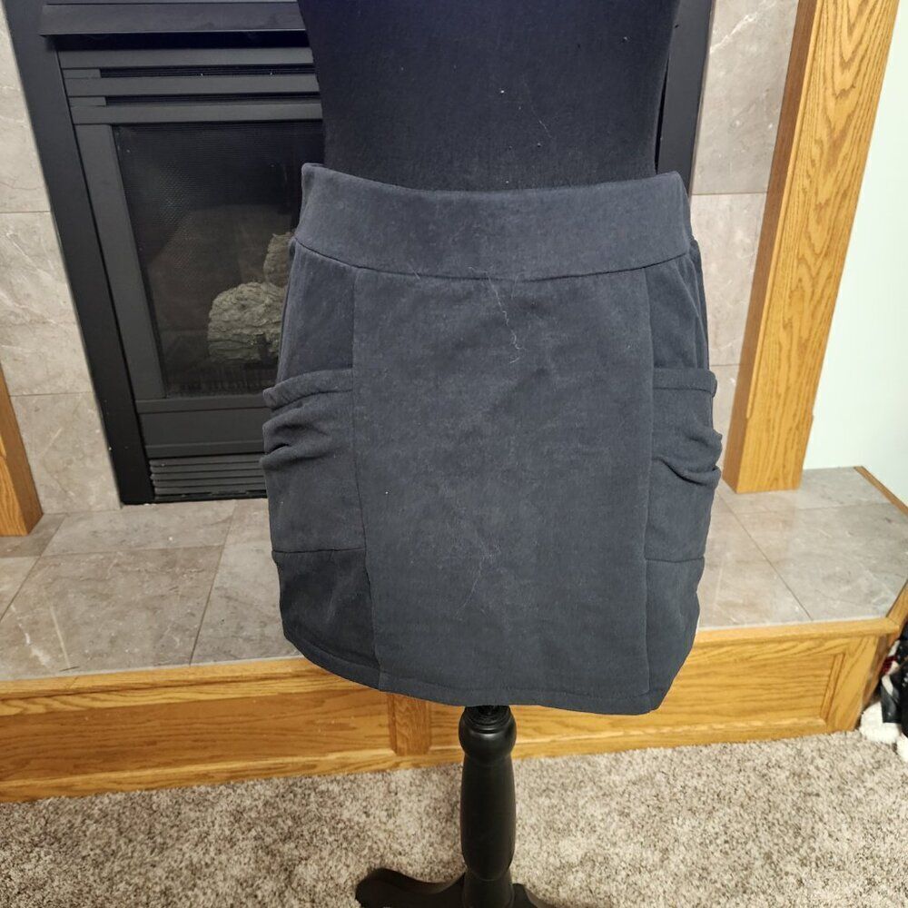 Bench Multipurpose Mini City Clothing Black Skirt NWT